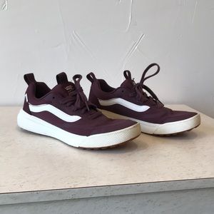 Vans UltraRange UltraCush Maroon shoes Size 8.5
